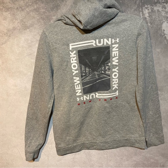 Under Armour Mens Hoodie Small Gray Run New York ColdGear Kangaroo Pocket - Picture 8 of 11
